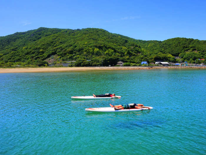 瀬戸内海の小豆島の吉田湾のＳＵＰ体験で水上散歩