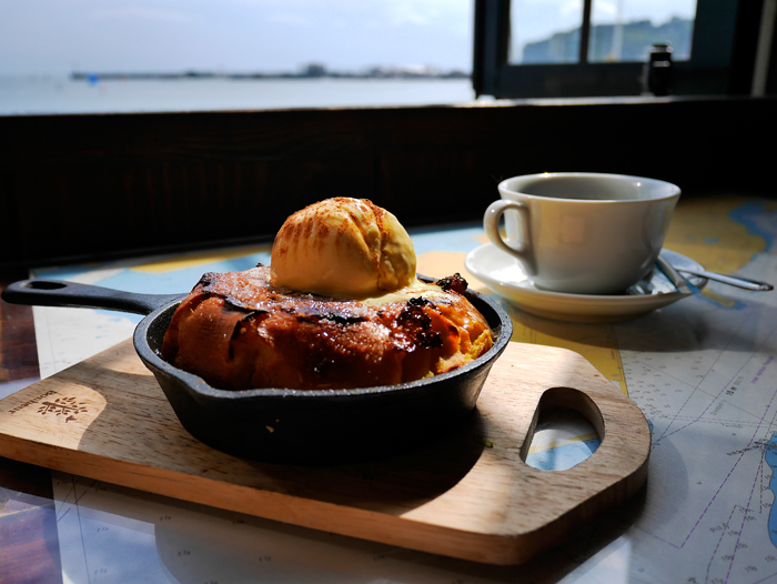 小豆島初上陸。瀬戸内海を眺めながら食べられるヘミングウェイカフェのベーグルフレンチトースト